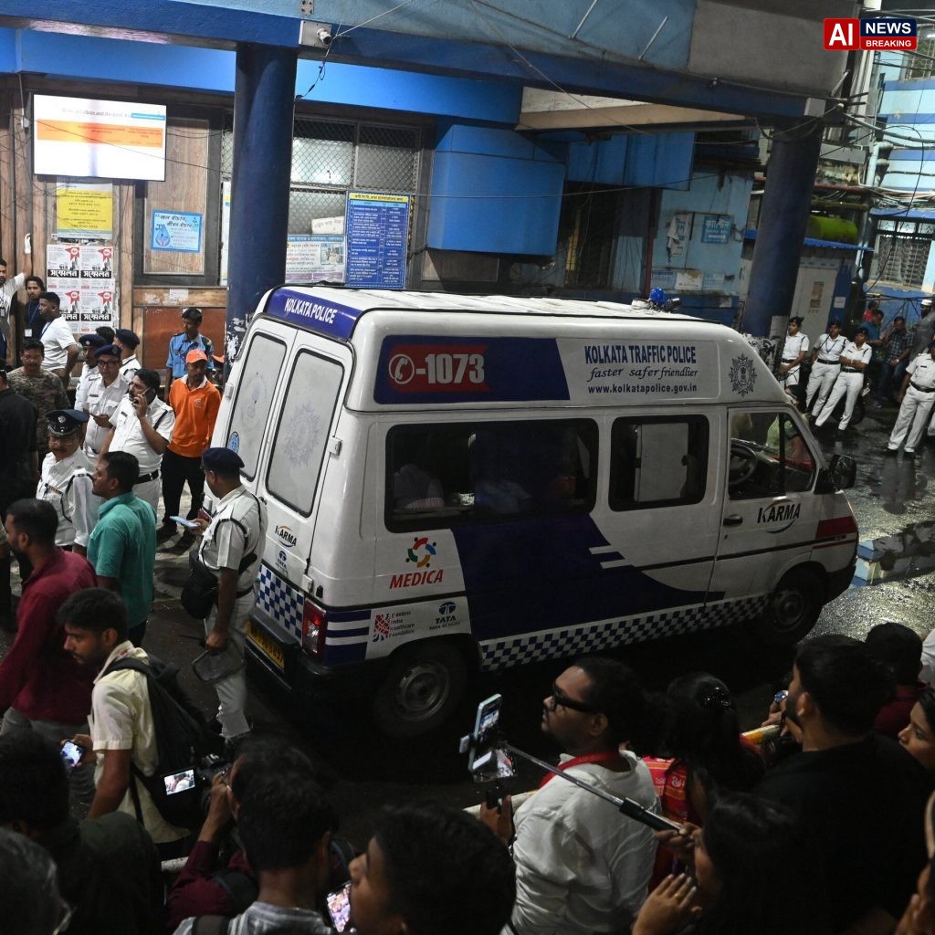 17 Dead, Dozens Injured After Stampede at Indian Religious Event