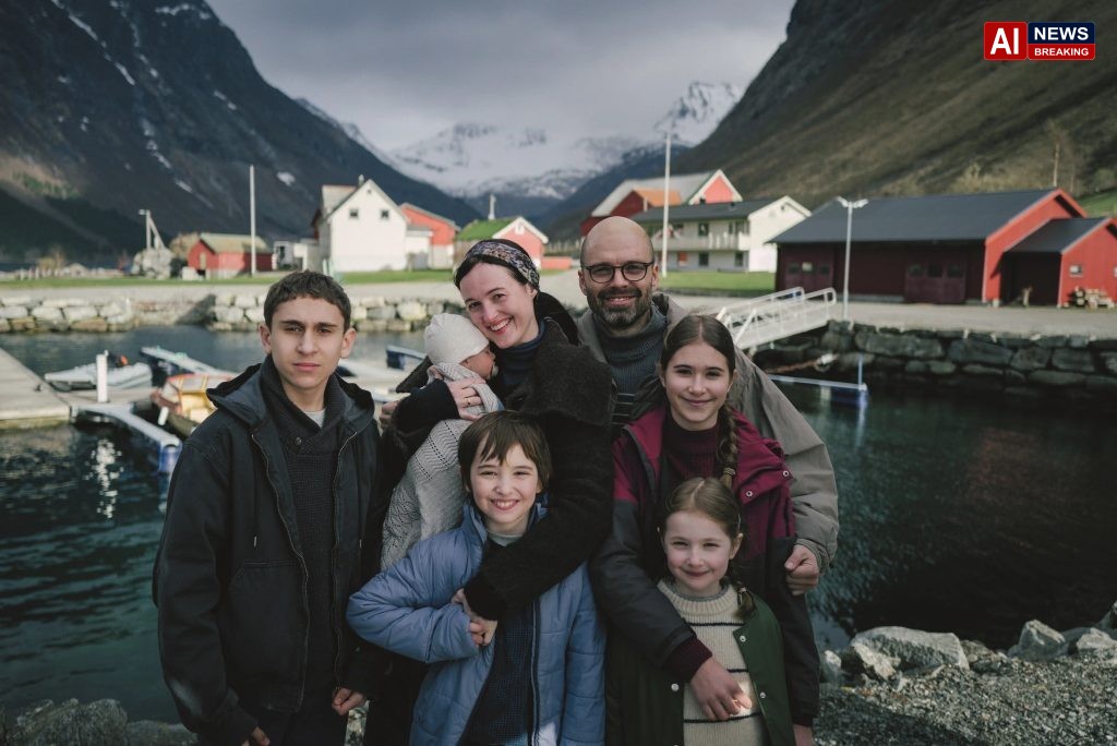 The director of Fjord takes the ‘risky position’ of moderator
