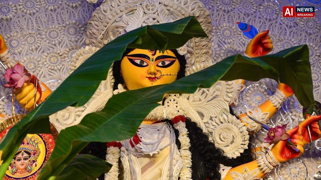 Several feared dead in stampede-like situation at Kolkata's Chorbagan Durga Puja pandal