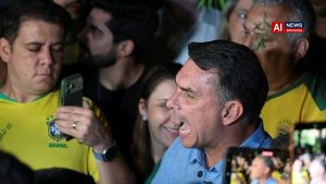 Bolsonaro and Lula to compete in Brazilian presidential run-off after tight vote