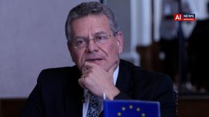 EU and China strike interim trade deal which could cut Chinese hybrid exports by half, EU trade envoy says
